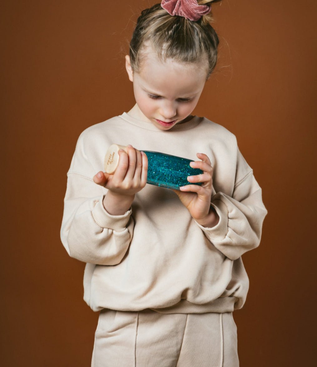 Bouteille sensorielle turquoise - Les ptites soeurs