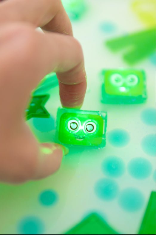 Lot de 4 cubes lumineux - vert - Les ptites soeurs