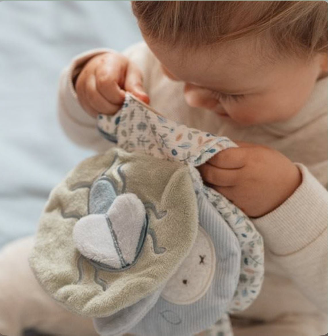 Miffy livre en tissu pour poussette - Lucky Leaves - Les ptites soeurs