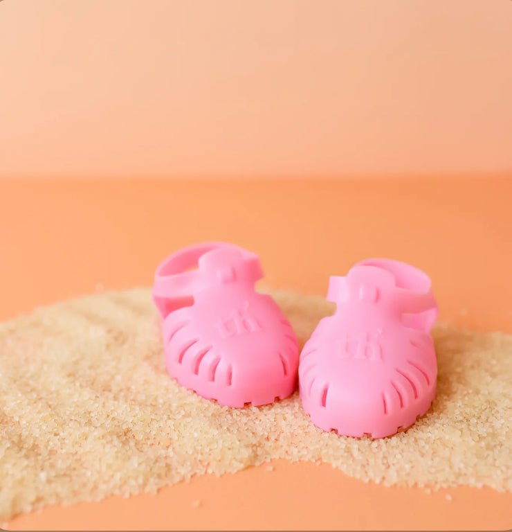 Petites sandales pour poupées - Les ptites soeurs