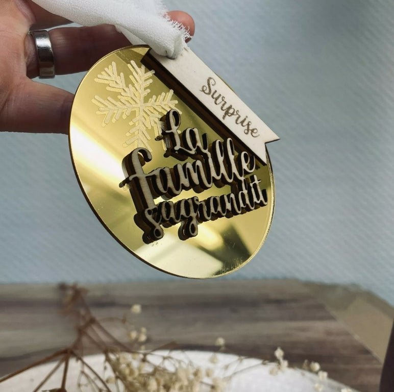 Boule de Noël “La famille s’agrandit” – Annonce surprise - Les ptites soeurs